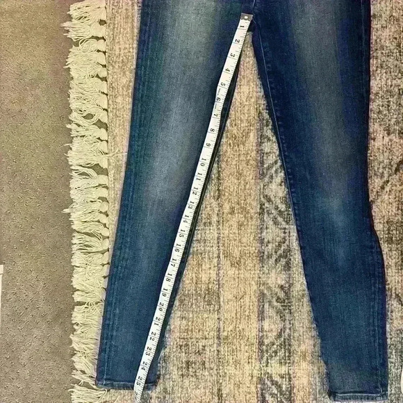 J BRAND Cropped Zip Skinny Jeans in Spirited Size 26 - Picture 12 of 16